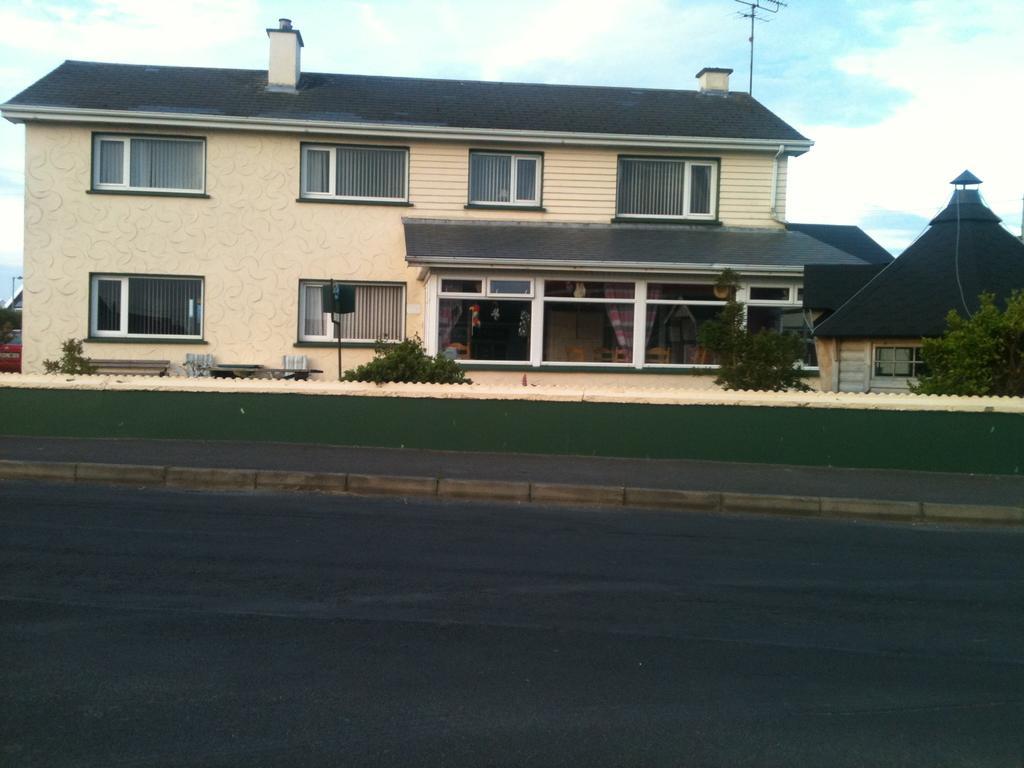 Bed and Breakfast Ceecliff House Culdaff Esterno foto